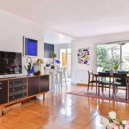 ホテル Charming House In A Spacious Setting 4*