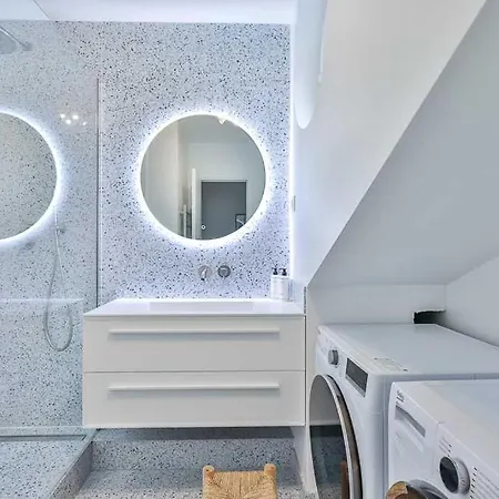 Charming House In A Spacious Setting Hotel 4*